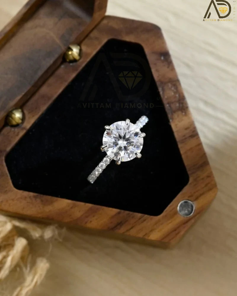 Round Cut Moissanite Ring