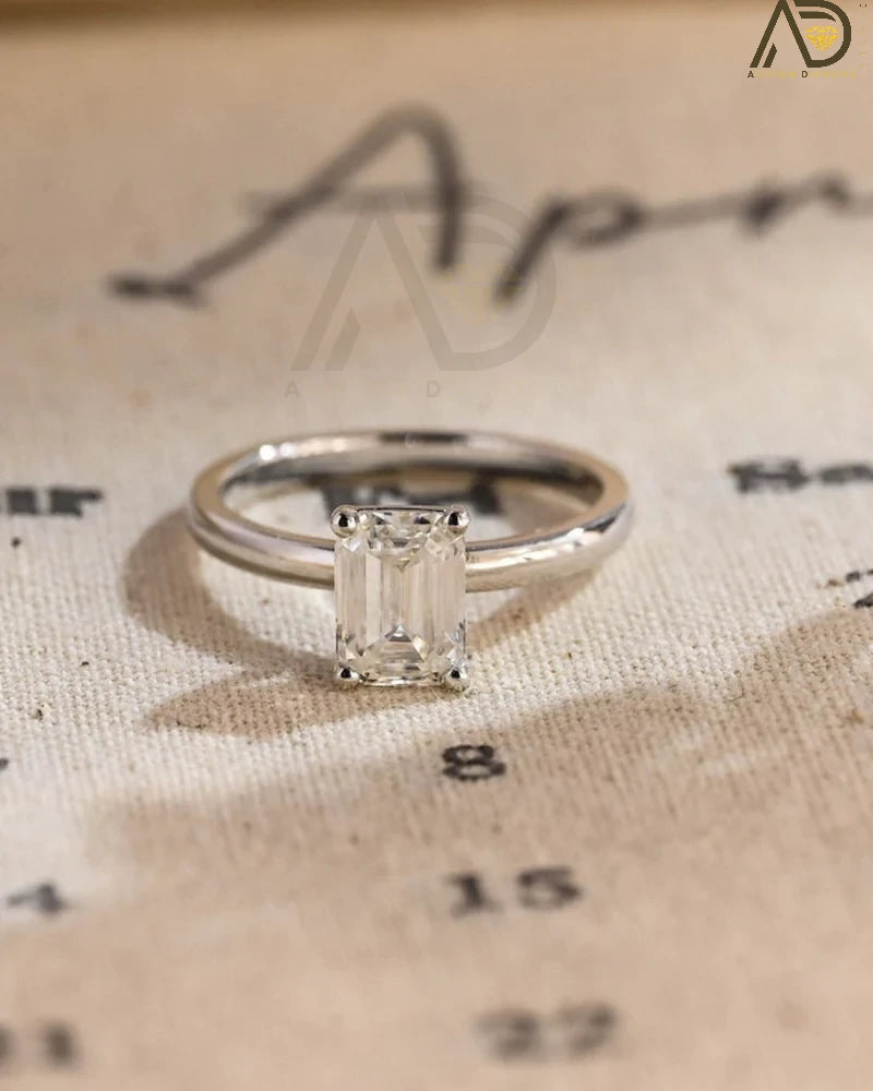 Simple Style Moissanite Solitaire Ring