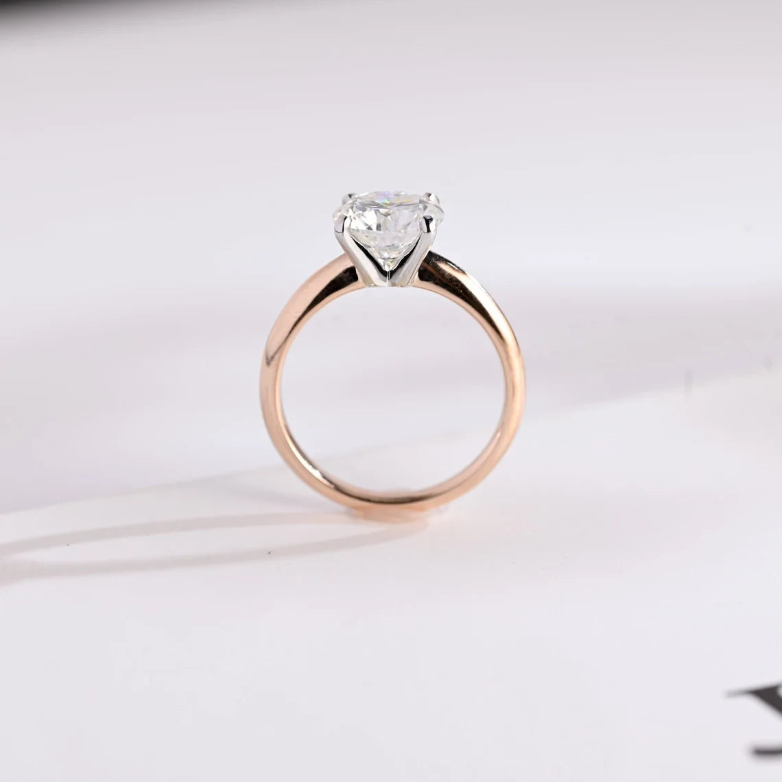 Love in Every Detail | Double Color Glow | Solid Gold Beauty