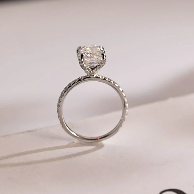 sparkling moissanite ring