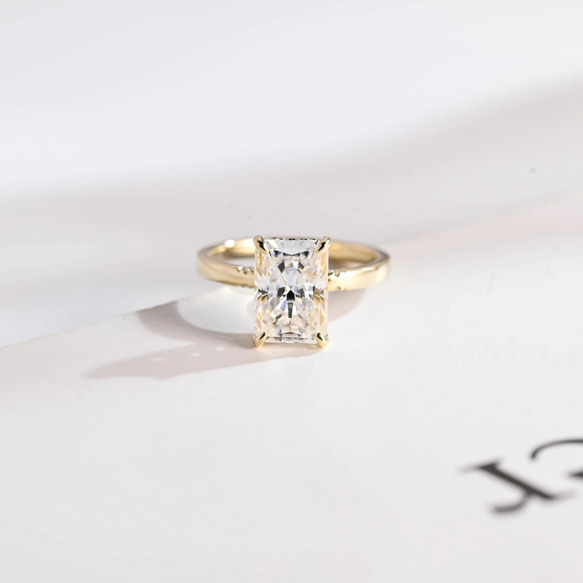 Radiant Cut Sparkle | Hidden Halo Glow | Solid Gold Gift