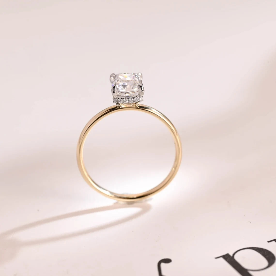 Anniversary Beauty | Halo Promise Spark | Gold for Her