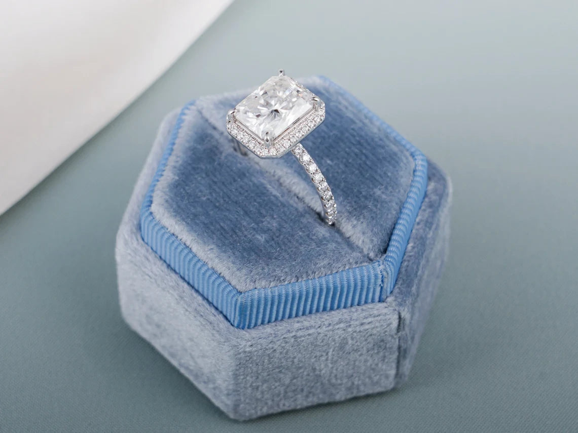 modern bridal ring | classic radiant ring | engagement ring white gold