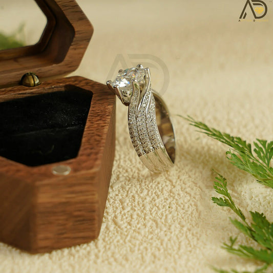 Round Moissanite Ring | Twisted Gold Band | Elegant Jewelry