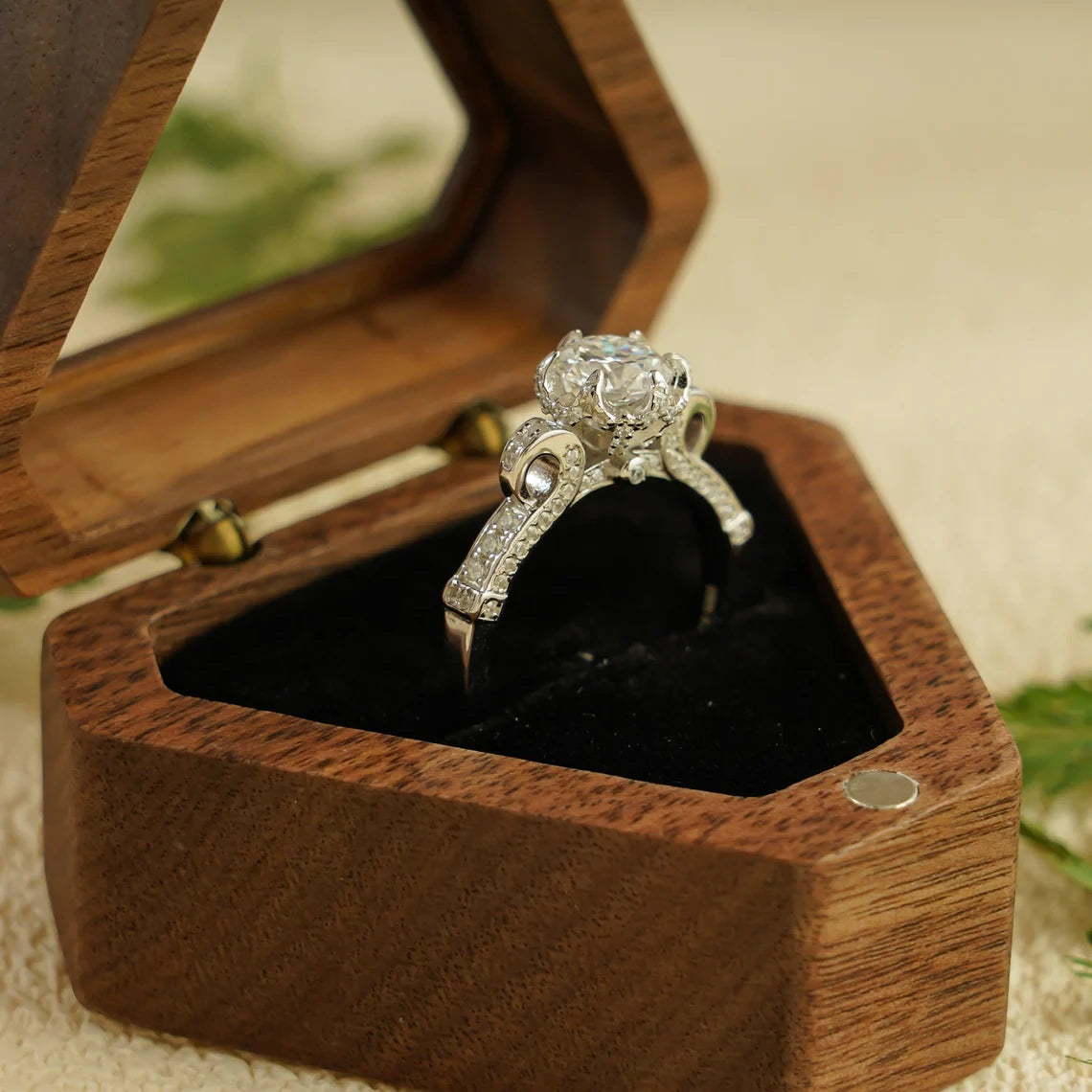 Promise in Gold | Pavé Radiance | Round Moissanite Glow