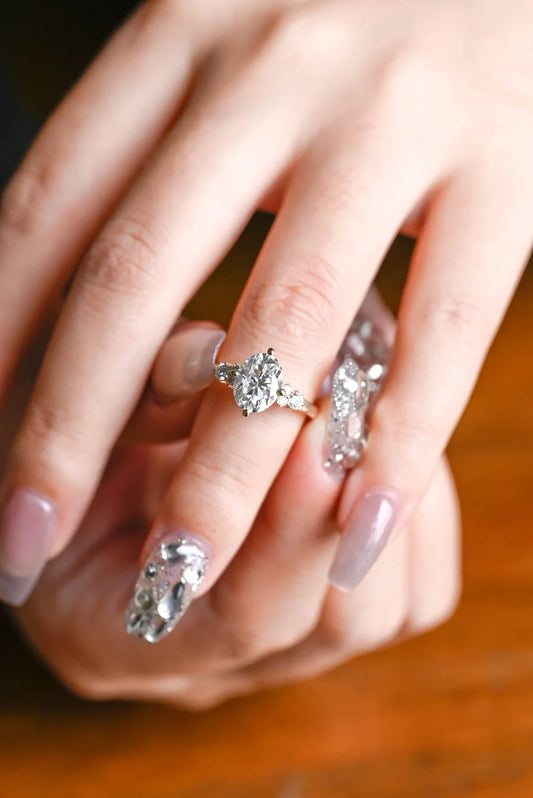 oval moissanite ring