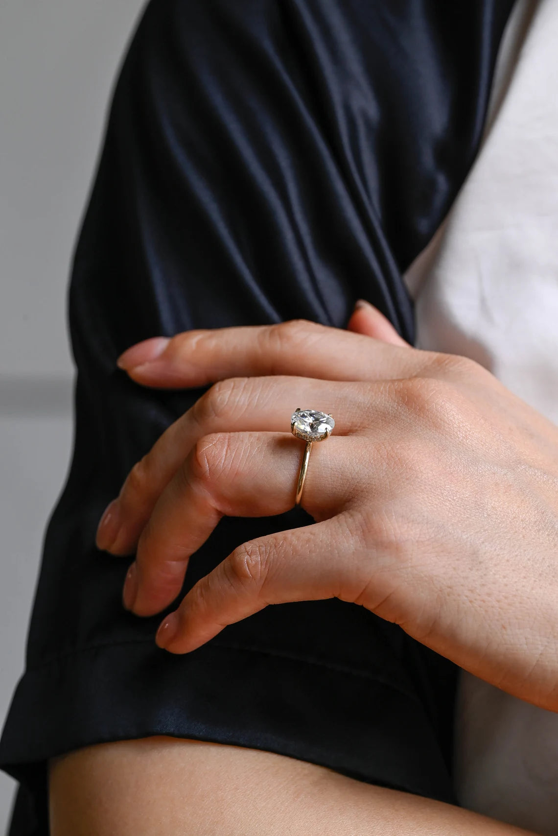 oval solitaire ring