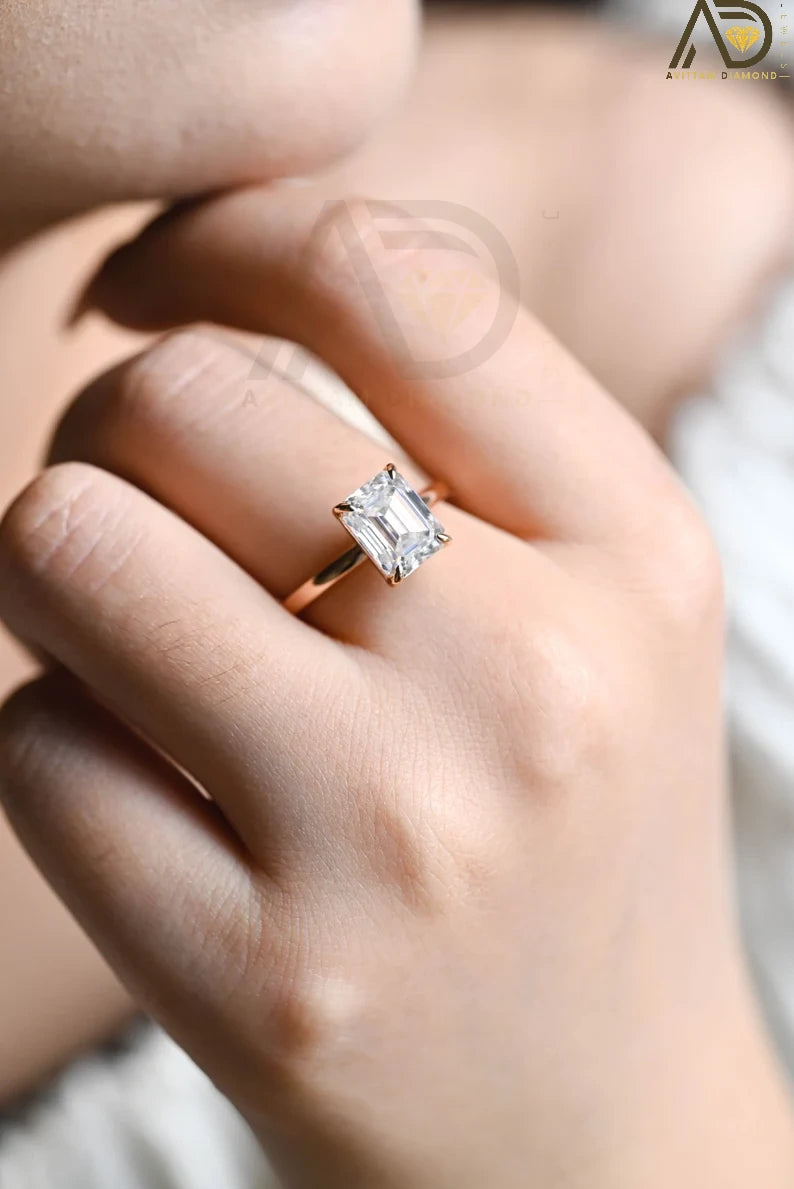 Beautiful Rose Gold Promise Jewelry | Classic Sharp Claw Diamond Band | Elegant Emerald Cut Proposal Ring