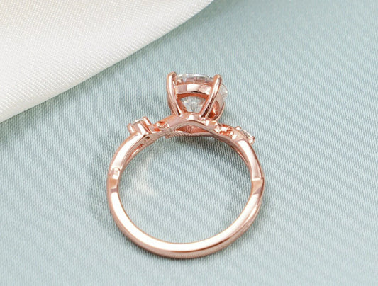 Twisted Gold Elegance | Round Moissanite Spark | Bridal Love Ring