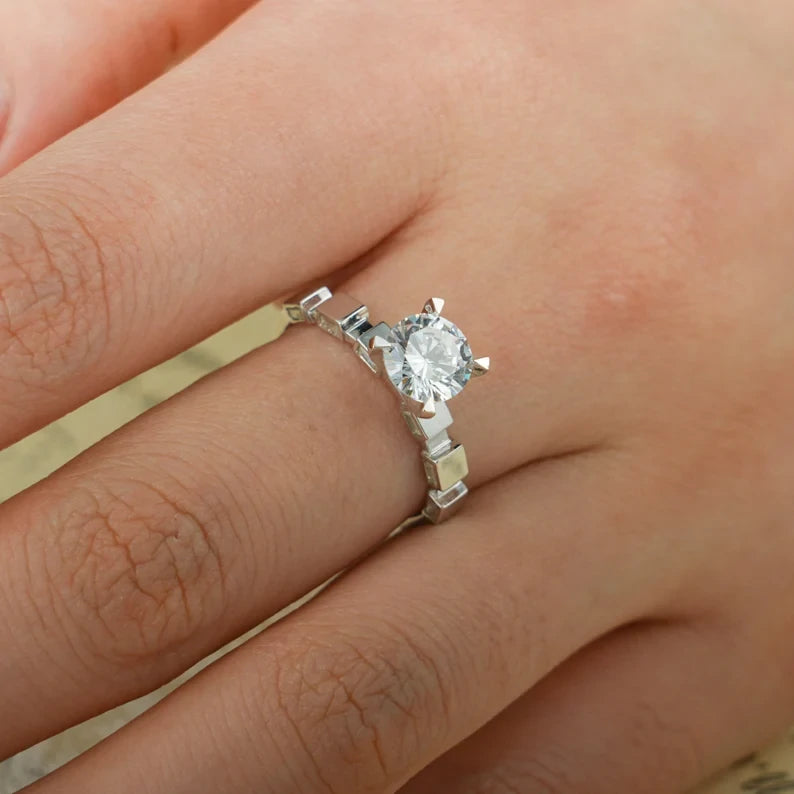 Classic Round Cut Ring | Solid Gold Handmade | Unique Pave Band