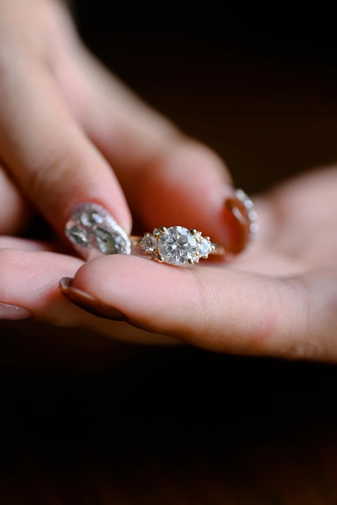 Sparkle of Dreams | Round Cut Wonder | Solid Gold Band