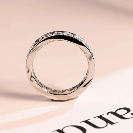 Round cut eternity ring