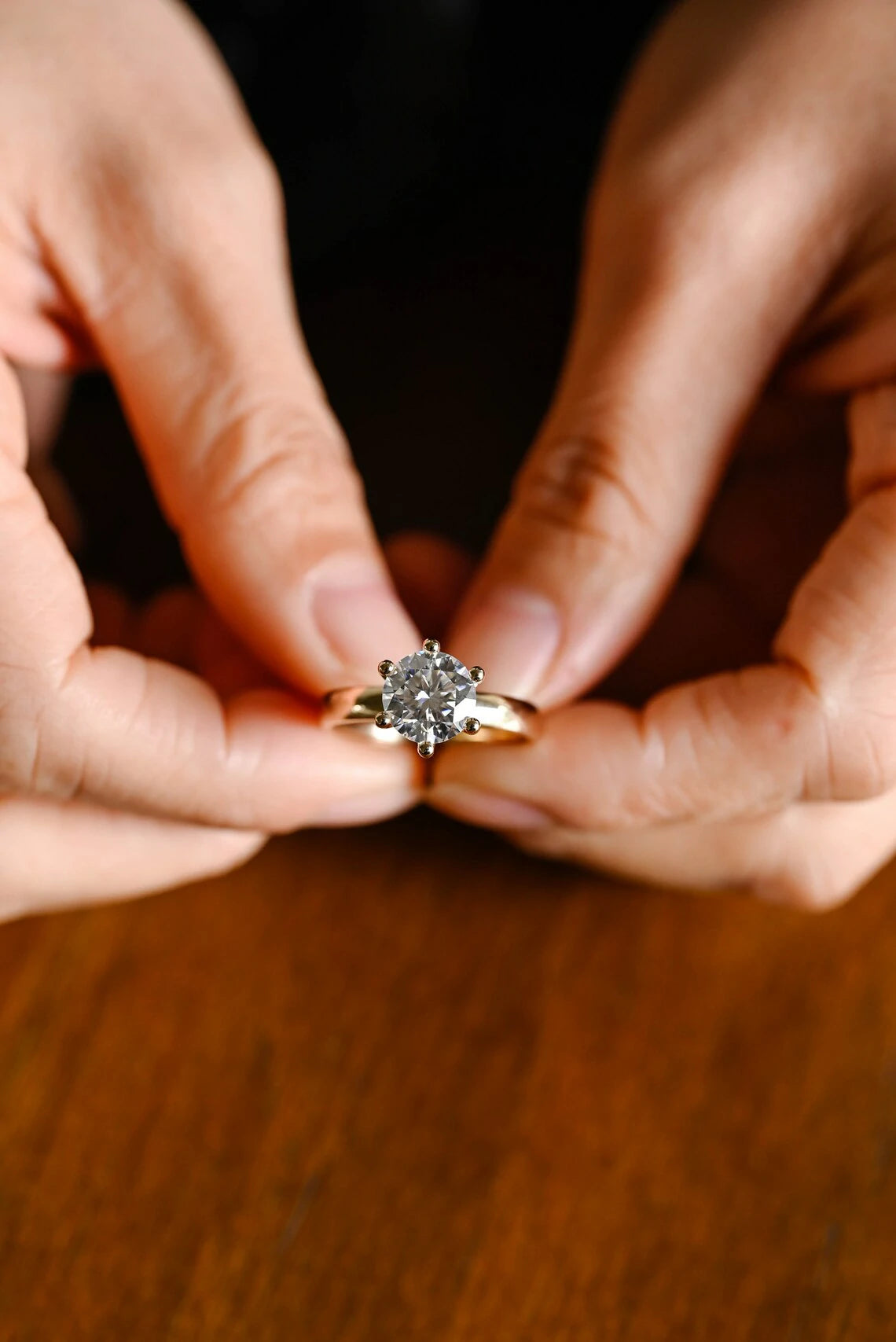 Timeless Design | Pure Solid Gold | Round Engagement Ring
