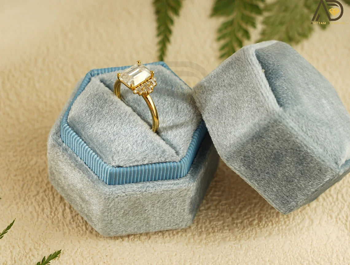 Celebrate love with this beautiful 10K/14K/18K Solid Gold Emerald Cut Moissanite Engagement Ring. Its dainty cluster design is perfect for engagements, anniversaries, or as a thoughtful birthday gift for her.