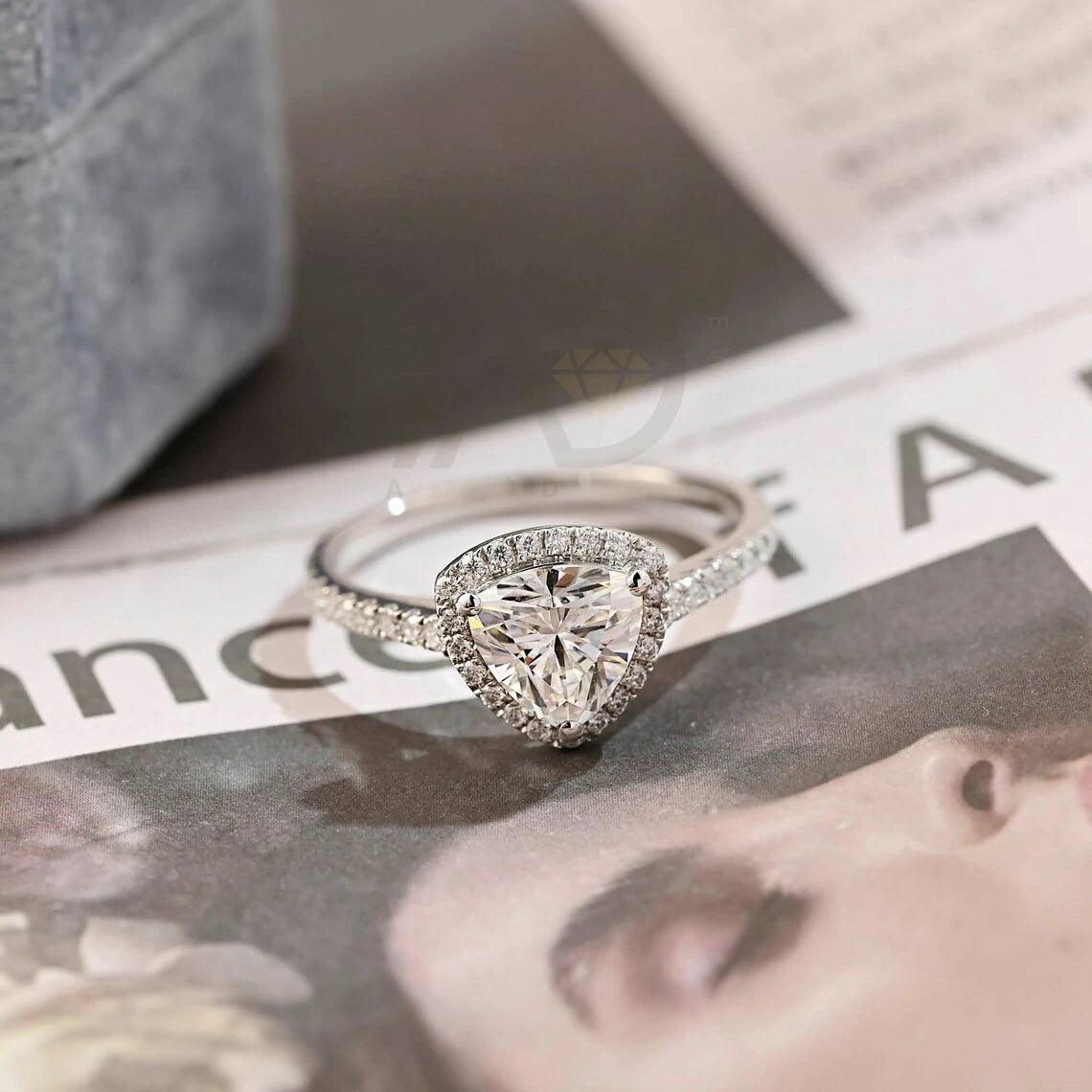 Trilliant Cut Paved Moissanite Engagement Ring with Halo, 10K/14K/18K Solid Gold Round Trillion Shaped Vintage Solitaire Wedding Ring for Her