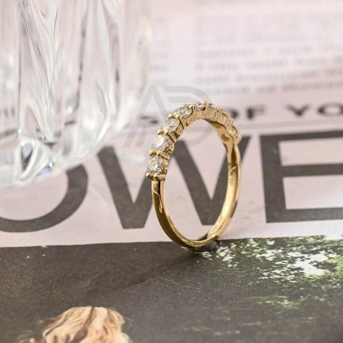 Round Cut Moissanite Engagement Wedding Band, Round Half-Eternity Band, Solid Gold Personalized Matching Band, Anniversary Gift, Women's Moissanite Ring, Customizable Fine Jewelry, Unique Anniversary Band, Luxurious Symbol of Love, Timeless Elegance, Romantic Anniversary Jewelry