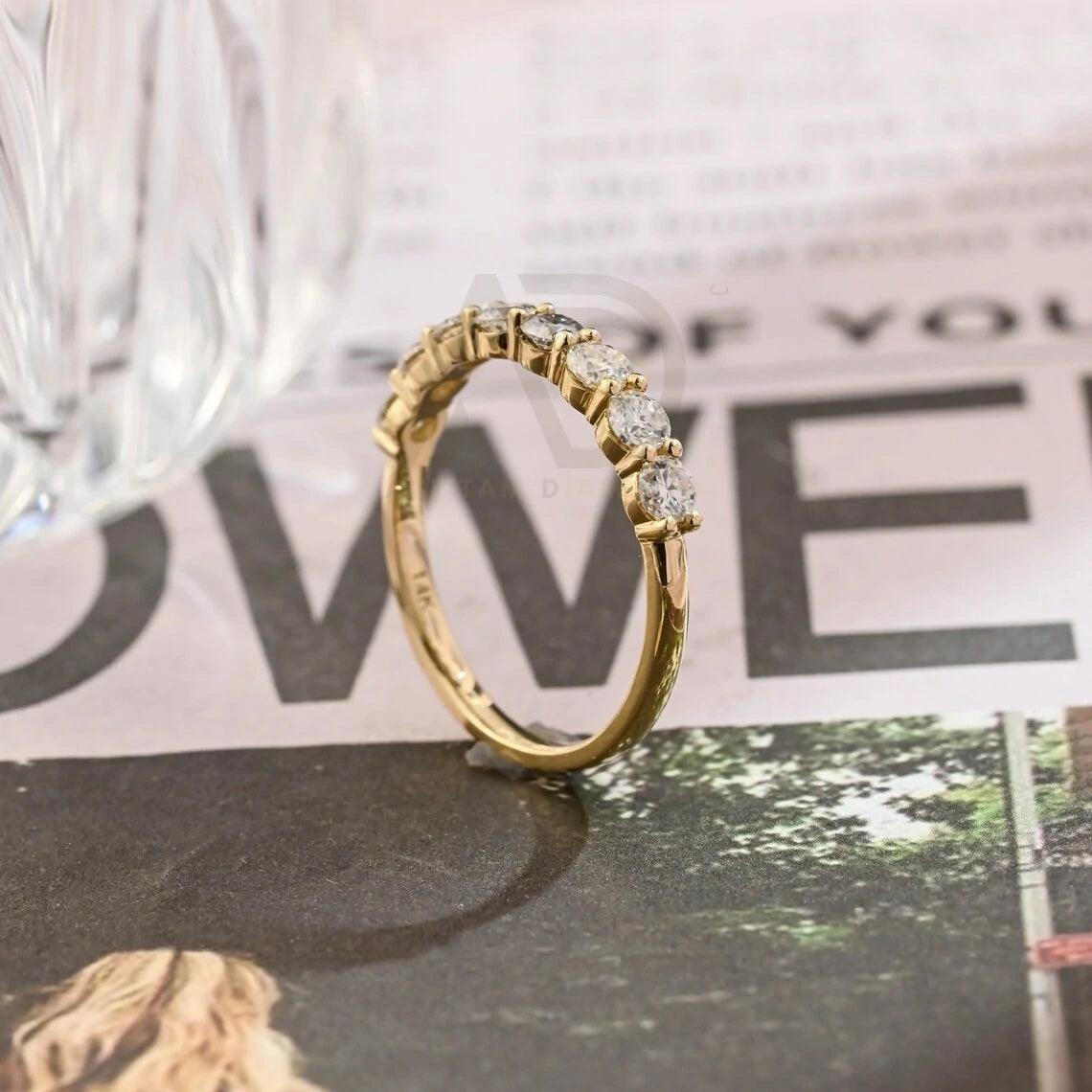 Round Cut Moissanite Engagement Wedding Band, Round Half-Eternity Band, Solid Gold Personalized Matching Band, Anniversary Gift, Women's Moissanite Ring, Customizable Fine Jewelry, Unique Anniversary Band, Luxurious Symbol of Love, Timeless Elegance, Romantic Anniversary Jewelry