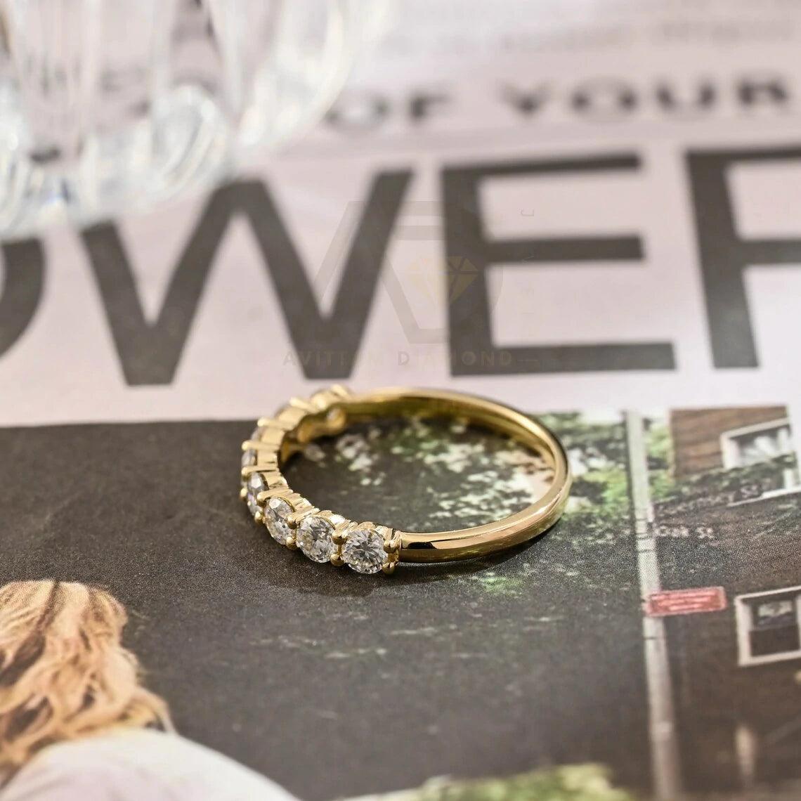 Round Cut Moissanite Engagement Wedding Band, Round Half-Eternity Band, Solid Gold Personalized Matching Band, Anniversary Gift, Women's Moissanite Ring, Customizable Fine Jewelry, Unique Anniversary Band, Luxurious Symbol of Love, Timeless Elegance, Romantic Anniversary Jewelry