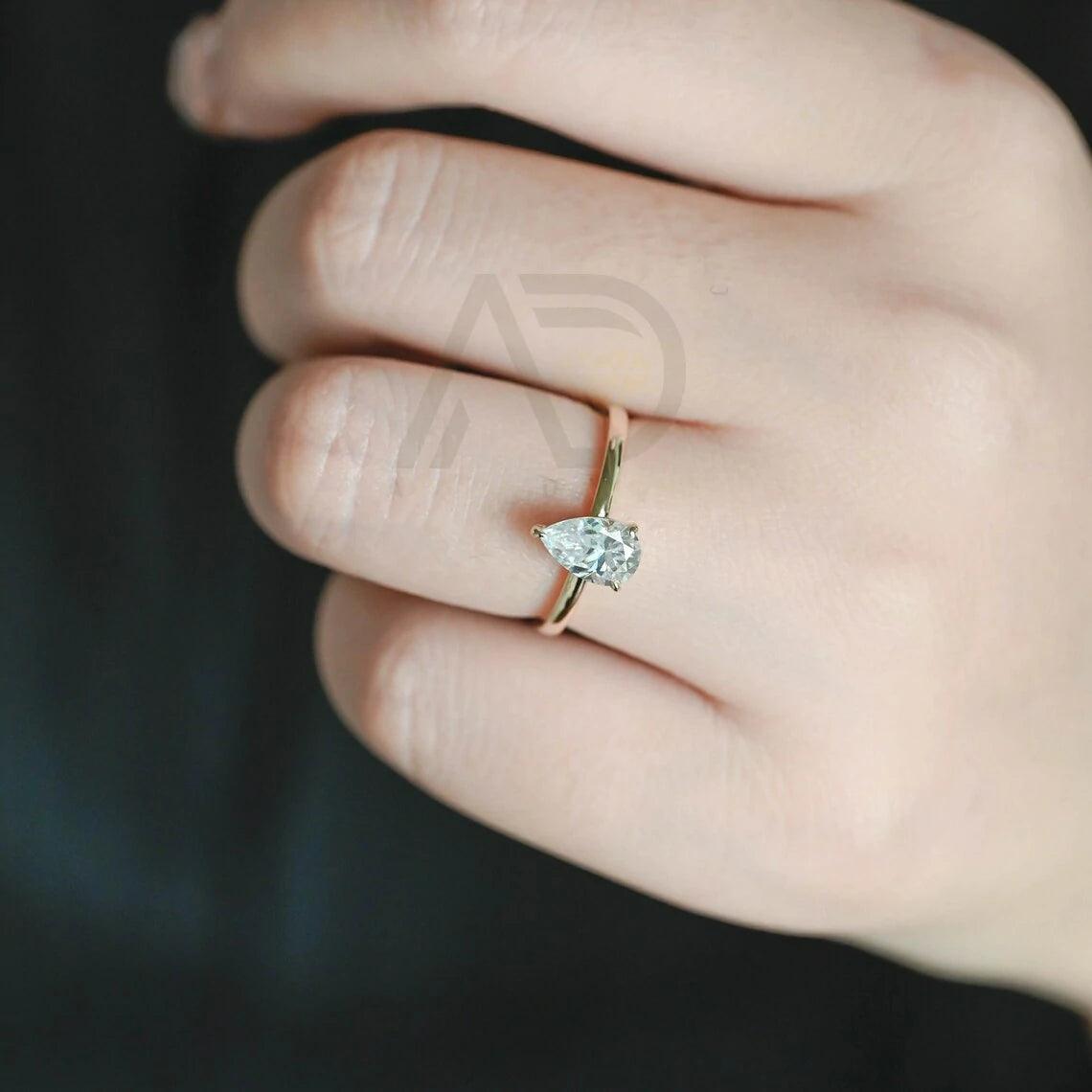 Pear Cut Solitaire Moissanite Engagement Ring, Solid Gold Teardrop Promise Wedding Ring, Handmade Ring, Anniversary Gift, Women's Moissanite Ring, Customizable Fine Jewelry, Unique Promise Ring, Luxurious Symbol of Love, Timeless Elegance, Romantic Anniversary Jewelry