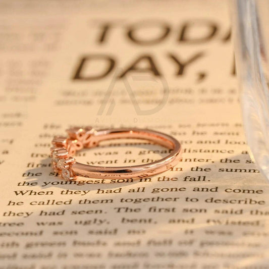 Round/Marquise Cut Moissanite Wedding Band, Solid Gold Moissanite Bridal Band, Minimalist Half-Eternity Matching Band, Women's Moissanite Ring, Customizable Fine Jewelry, Unique Matching Band, Luxurious Symbol of Love, Timeless Elegance, Romantic Anniversary Jewelry