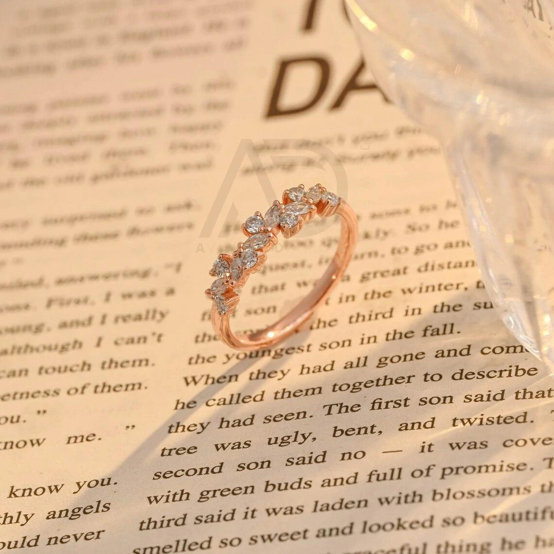 Round/Marquise Cut Moissanite Wedding Band, Solid Gold Moissanite Bridal Band, Minimalist Half-Eternity Matching Band, Women's Moissanite Ring, Customizable Fine Jewelry, Unique Matching Band, Luxurious Symbol of Love, Timeless Elegance, Romantic Anniversary Jewelry