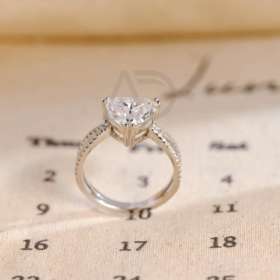 Trilliant Cut Paved Moissanite Engagement Ring with Halo, Gold Split Shank Round Trillion Shaped Vintage Style Wedding Ring Anniversary Gift