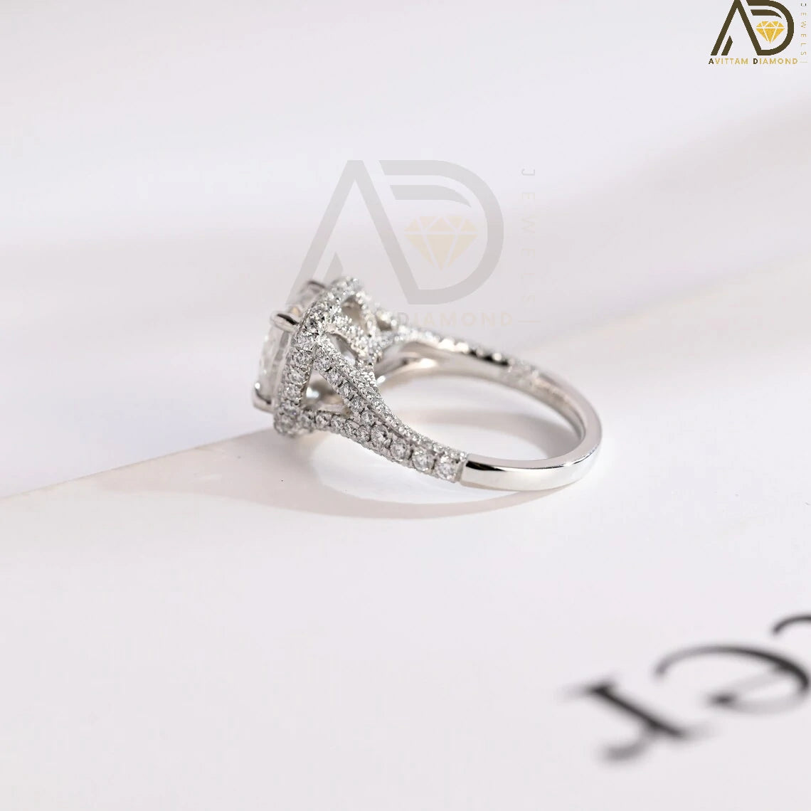 Unique Moissanite Designs