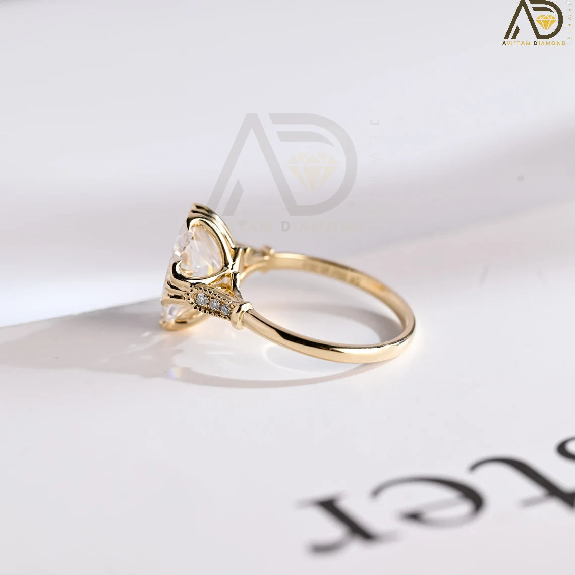 Unique Cathedral Rings