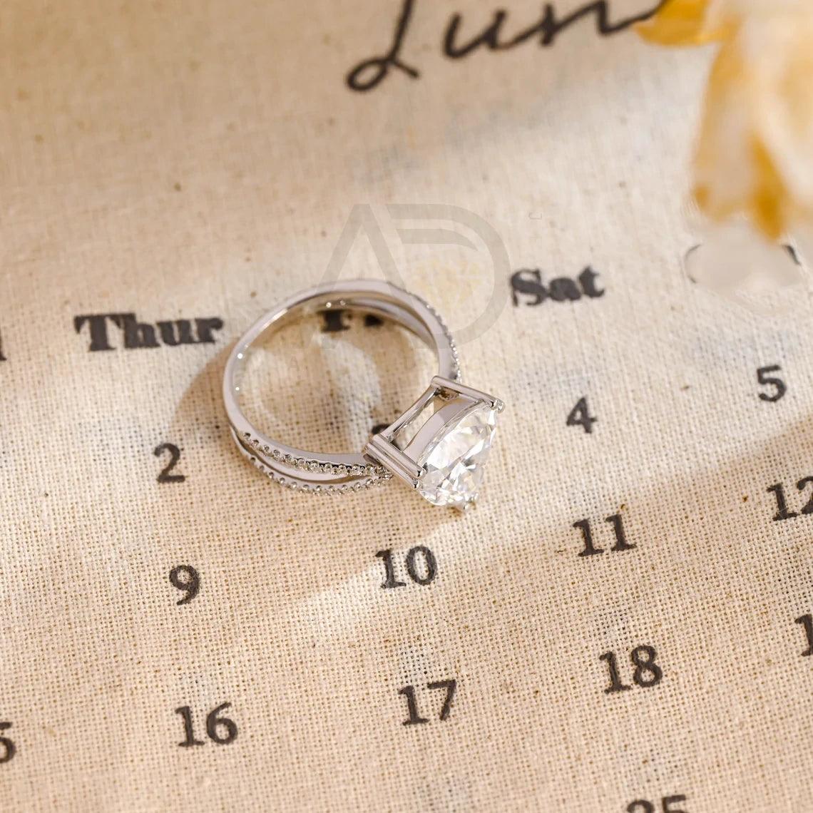 Trilliant Cut Paved Moissanite Engagement Ring with Halo, Gold Split Shank Round Trillion Shaped Vintage Style Wedding Ring Anniversary Gift