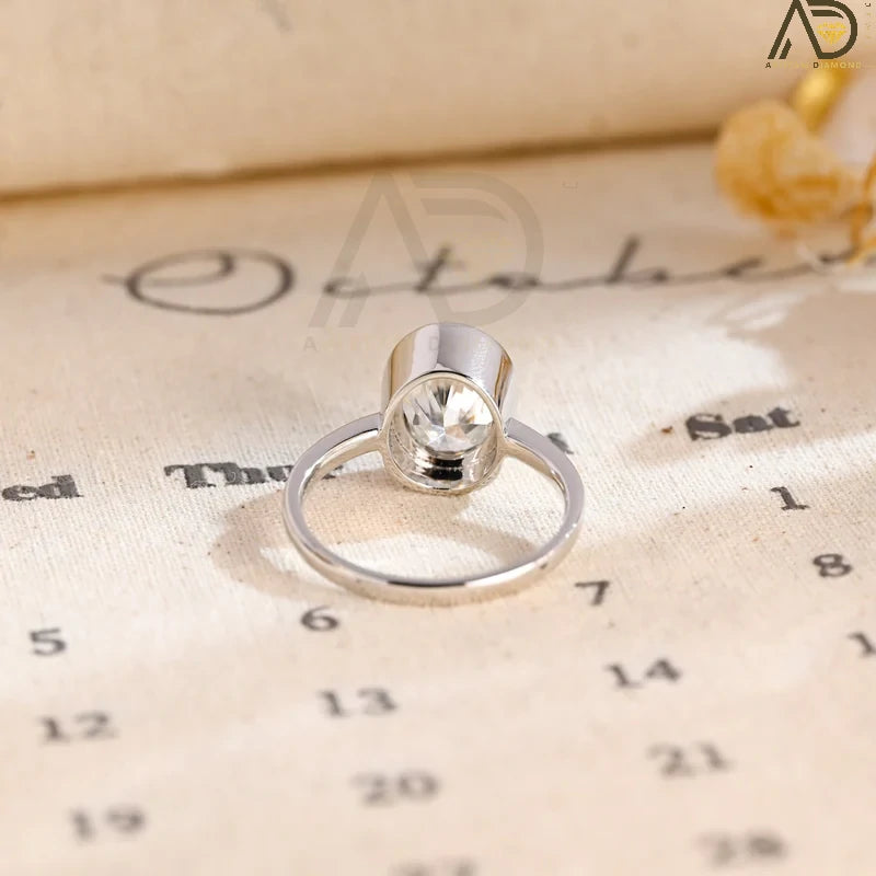 Sparkling Moissanite Diamond