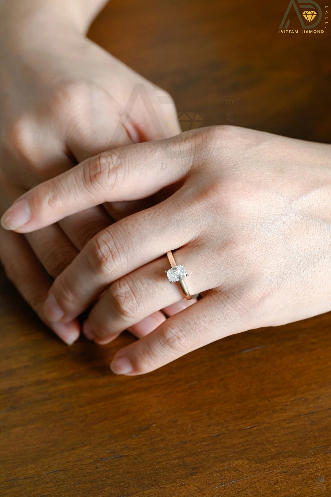 Luxury Engagement Ring