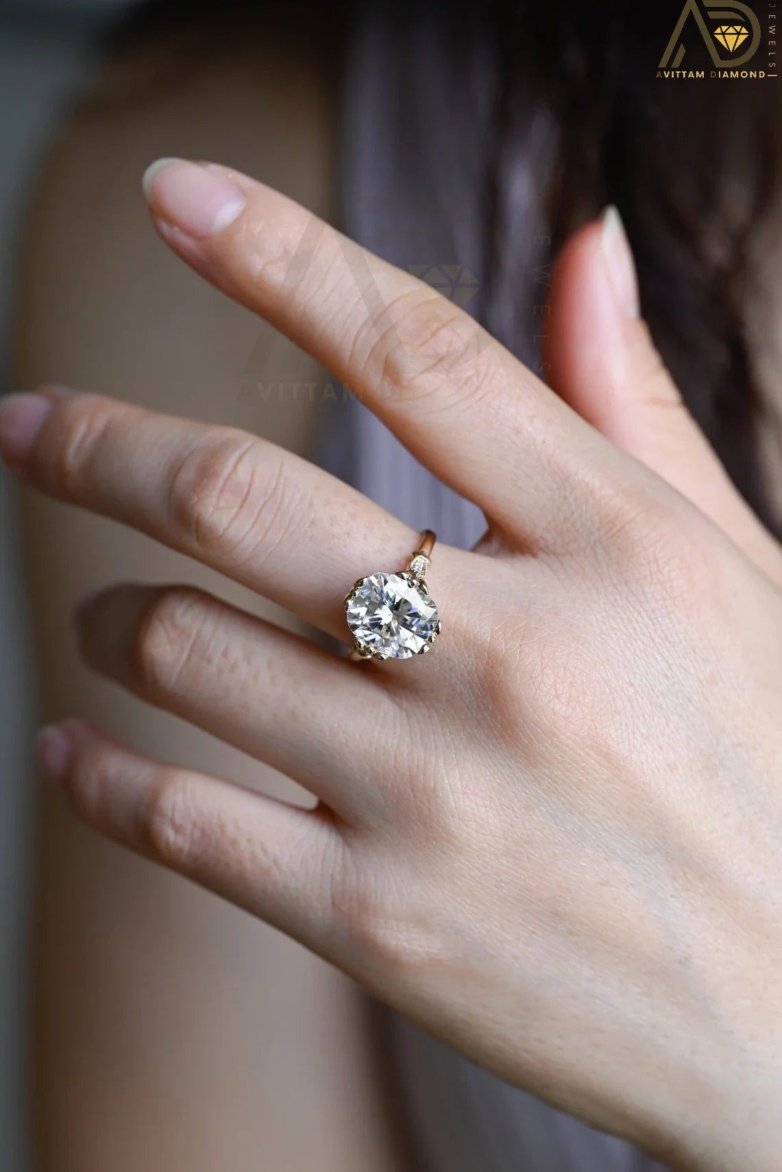 Elegant Moissanite Jewelry