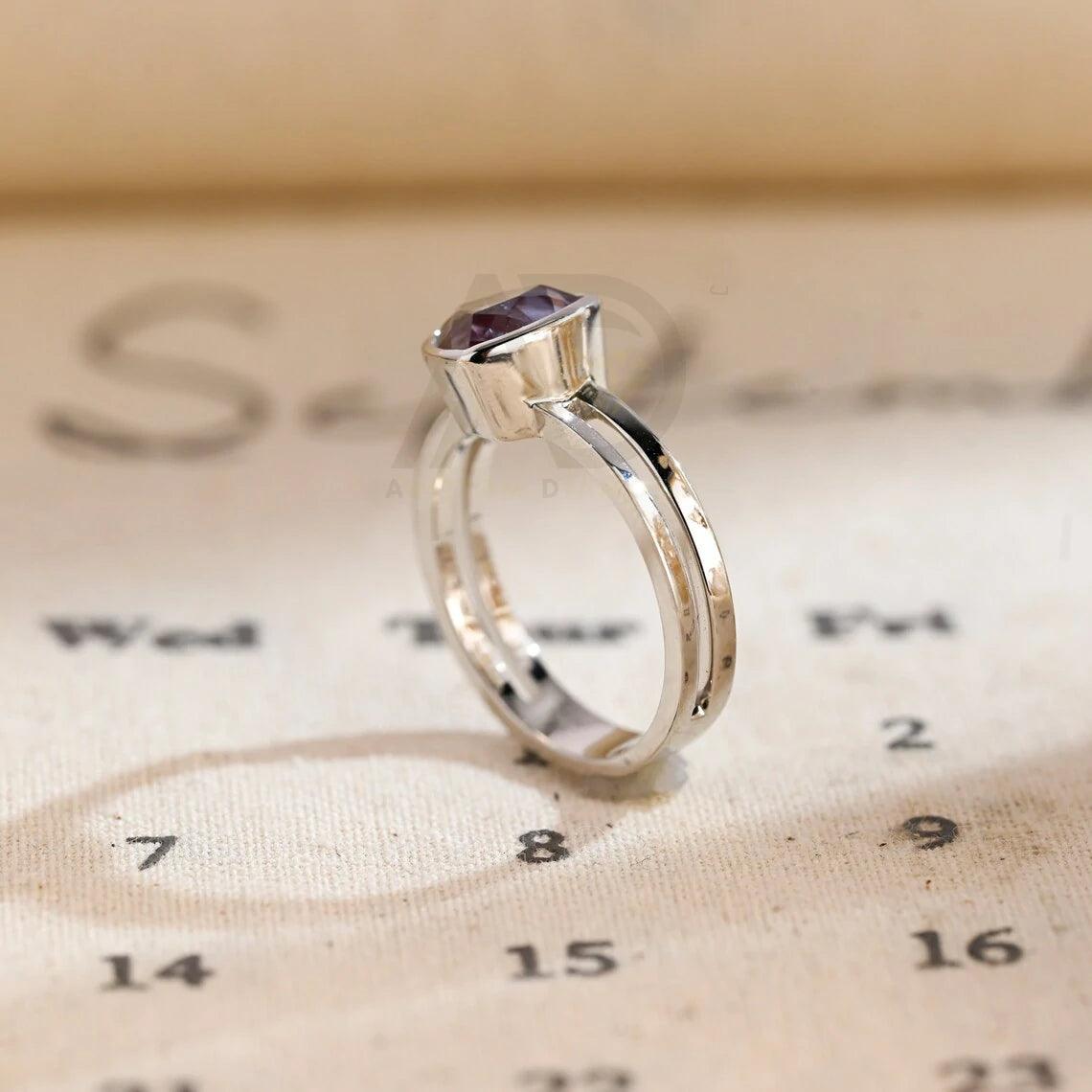 Split shank trilliant cut solitaire alexandrite engagement ring, Split shank real solid gold alexandrite statement ring, Best ring for women, Trilliant cut alexandrite ring, Solitaire alexandrite ring, Split shank engagement ring, Solid gold statement ring.