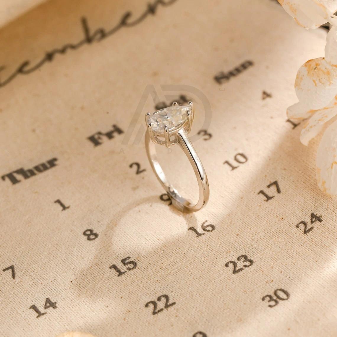 Solitaire pear cut moissanite engagement ring, Solid gold minimalist style promise ring wedding ring, Anniversary gift for her, Pear cut moissanite ring, Minimalist wedding band, Anniversary jewelry, Bridal ring set.