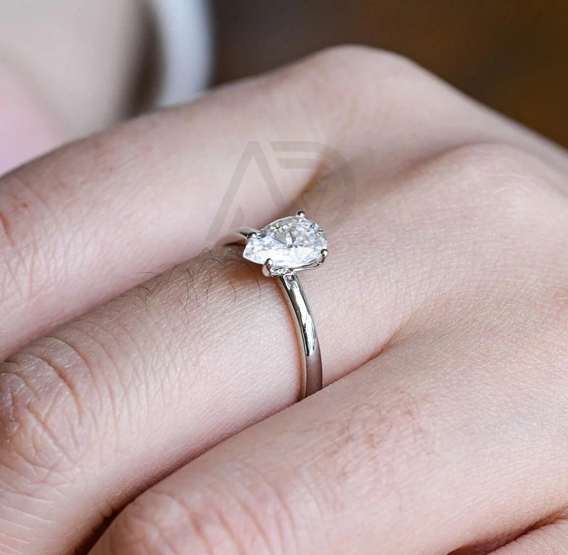 Tulip Flower Setting Pear Cut Moissanite Engagement Ring with Side Stones, Dainty Classic Real Solid Gold Pear Cut Moissanite Wedding Ring