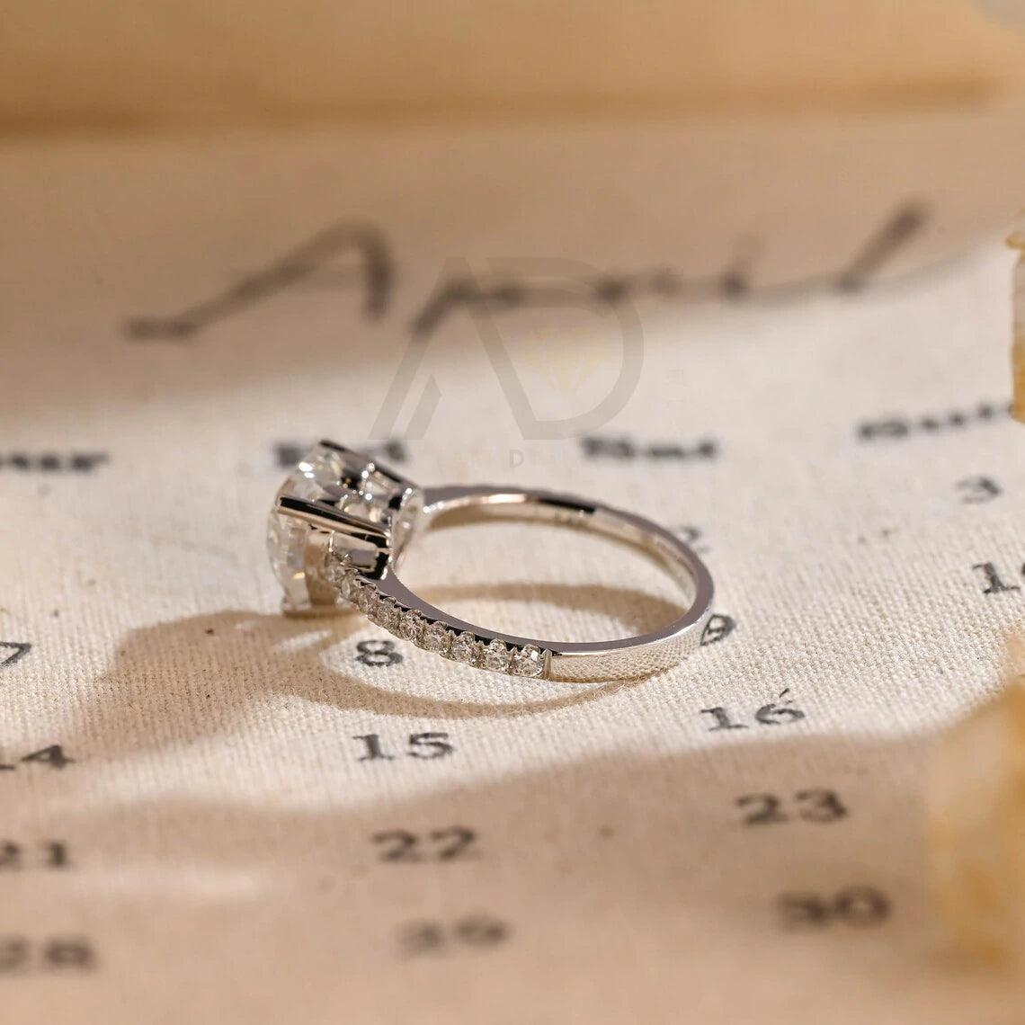 Pave Set Heart Moissanite Engagement Ring, Solid Gold Minimalist Heart Wedding Ring, Bridal Ring, Anniversary Ring Gifts for Women, Women's Moissanite Ring, Customizable Fine Jewelry, Unique Anniversary Gift, Luxurious Symbol of Love, Timeless Elegance, Romantic Anniversary Jewelry