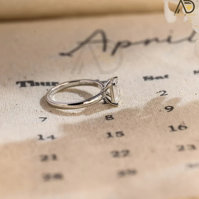 Solitaire Moissanite Wedding Band