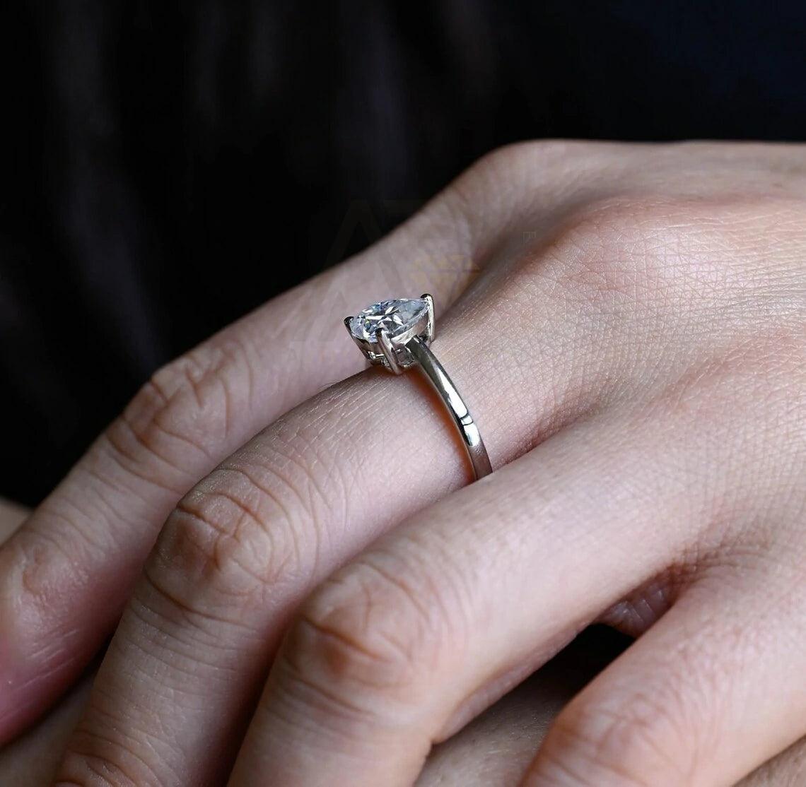 Solitaire heart moissanite engagement ring, Solid gold low profile heart-shaped minimalist wedding ring, Anniversary ring gifts for women, Heart moissanite ring, Minimalist wedding band, Anniversary gifts, Bridal jewelry, Heart-shaped engagement ring.