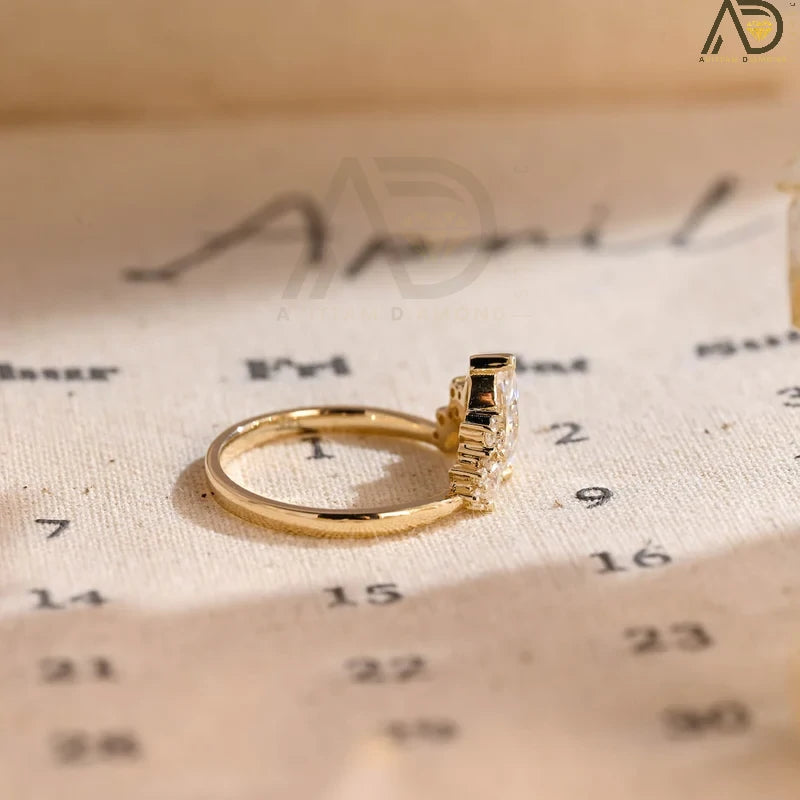 Moissanite Diamond Ring