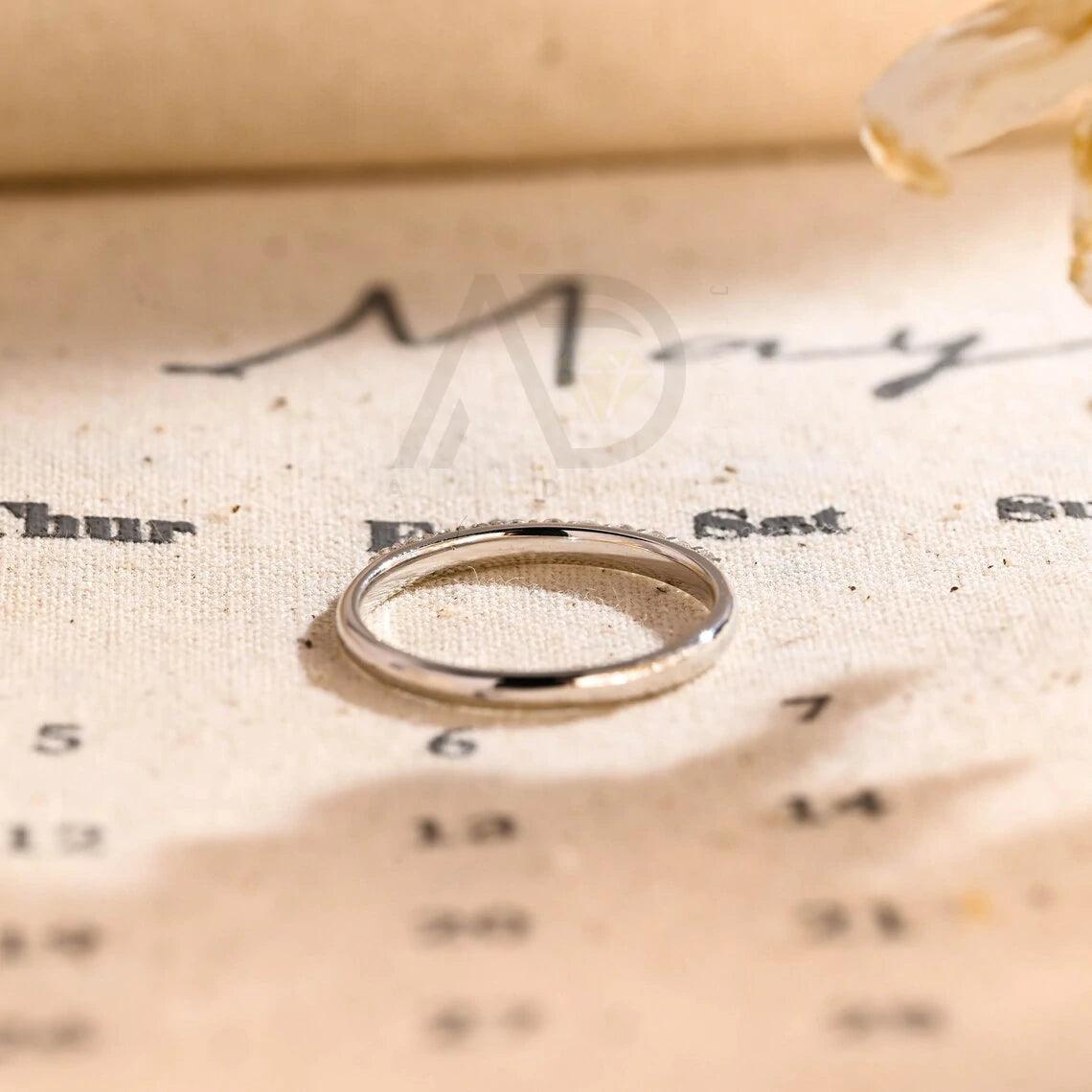 Round Moissanite Wedding Band, Solid Gold Moissanite Bridal Band, Half-Eternity Matching Band, Engagement Ring Anniversary Gifts, Women's Moissanite Ring, Customizable Fine Jewelry, Unique Anniversary Band, Luxurious Symbol of Love, Timeless Elegance, Romantic Anniversary Jewelry