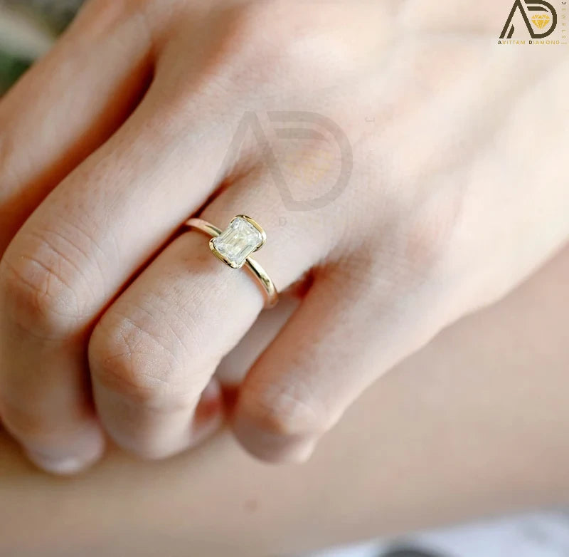 Bezel Setting Emerald Cut Ring