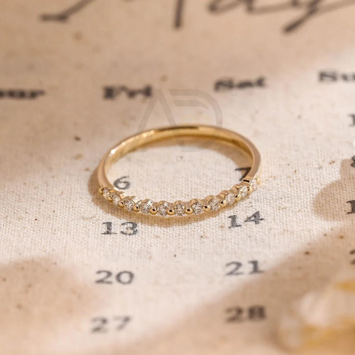 Round moissanite wedding band, Solid gold moissanite bridal band, Half-eternity moissanite matching band diamond ring, Anniversary gifts, Sparkling moissanite band, Half-eternity wedding band, Bridal jewelry, Customizable anniversary ring, Handcrafted moissanite band, Gold anniversary ring