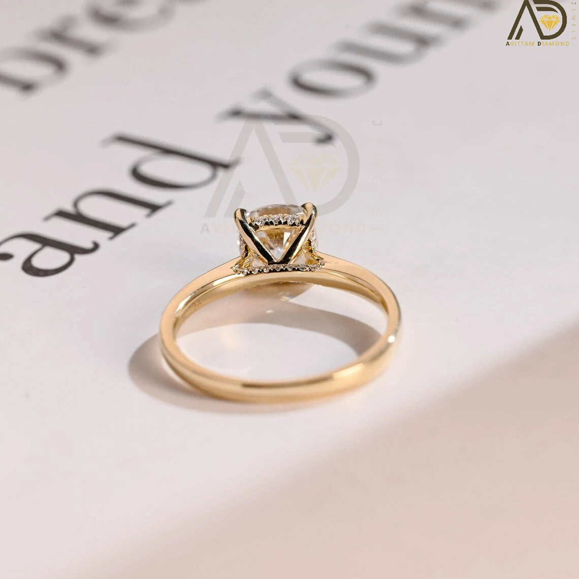Elegant Gold Engagement Rings