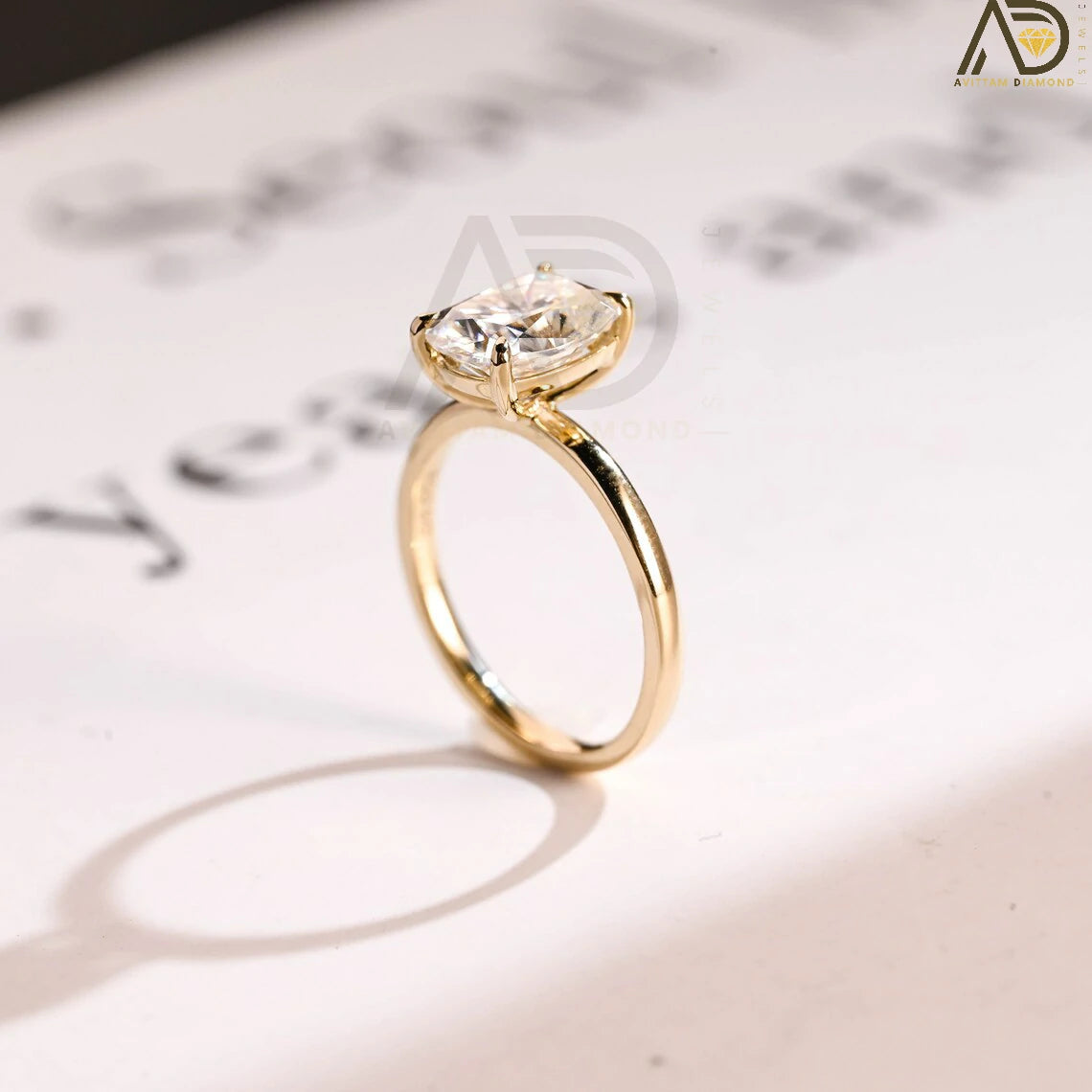 Unique Moissanite Jewelry