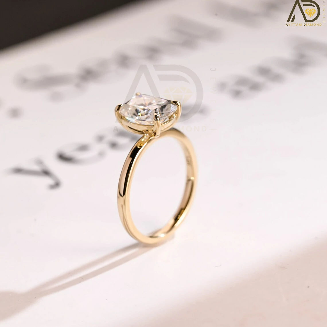 Stylish Cushion Cut Rings