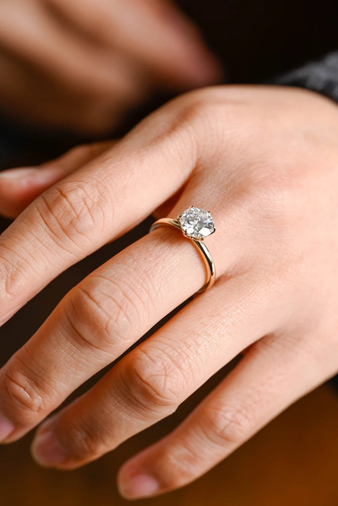 Unique Round Cut Ring | Engagement Tulip Design | Gold for Her