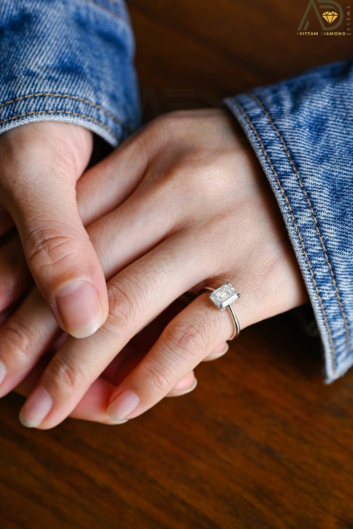 Solid gold promise ring for women
