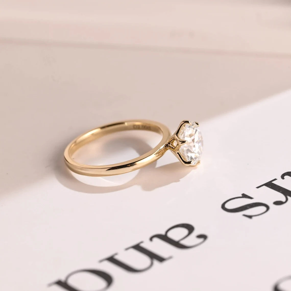 Love Inspired Tulip Ring | Solid Gold Classic Design | Delicate Moissanite