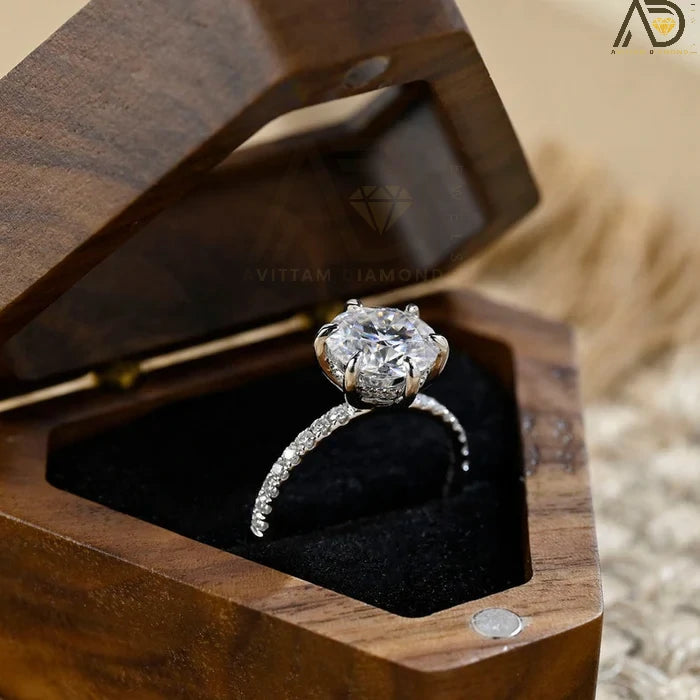 Elegant Moissanite Jewelry