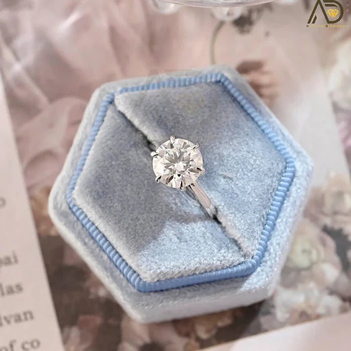Solitaire Round Cut Moissanite Engagement Ring - Sparkling Hidden Halo